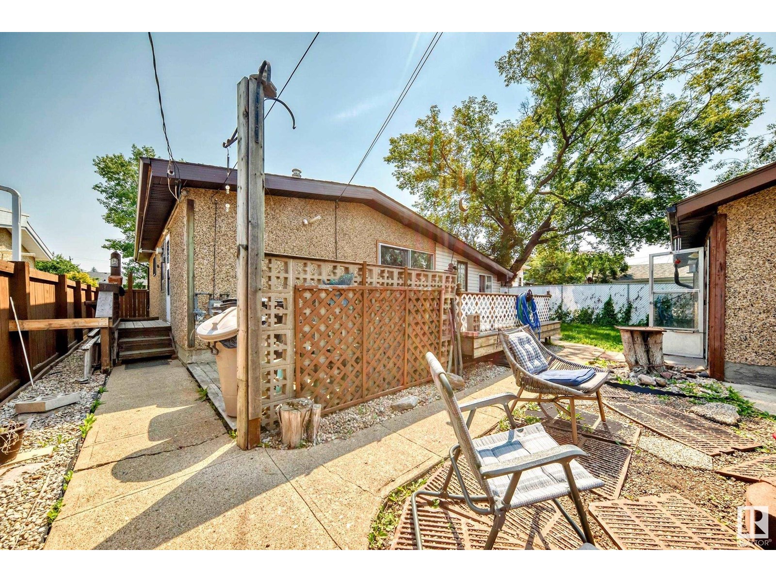 Photo 22 of 10952 157 St Nw, Edmonton AB