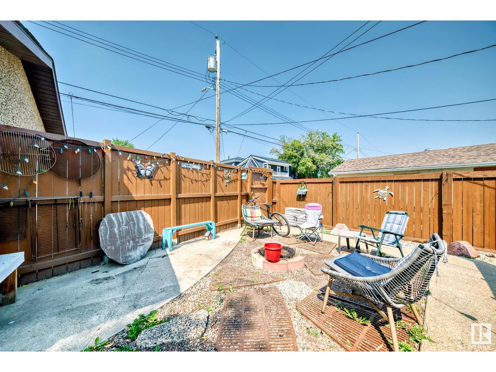 Photo 37 of 10952 157 St Nw, Edmonton AB