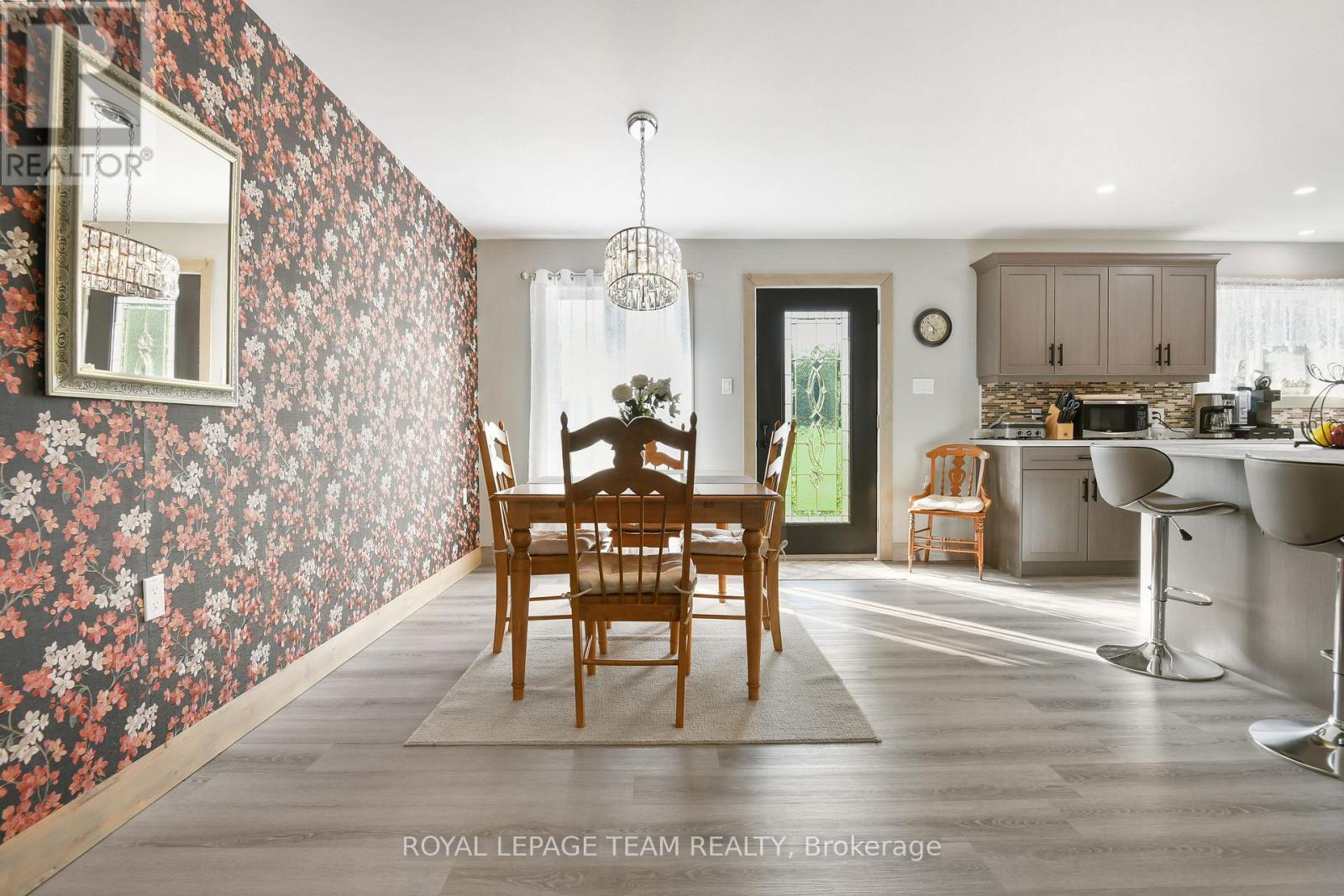 Photo 26 of 1016 Castleford Road, Horton ON