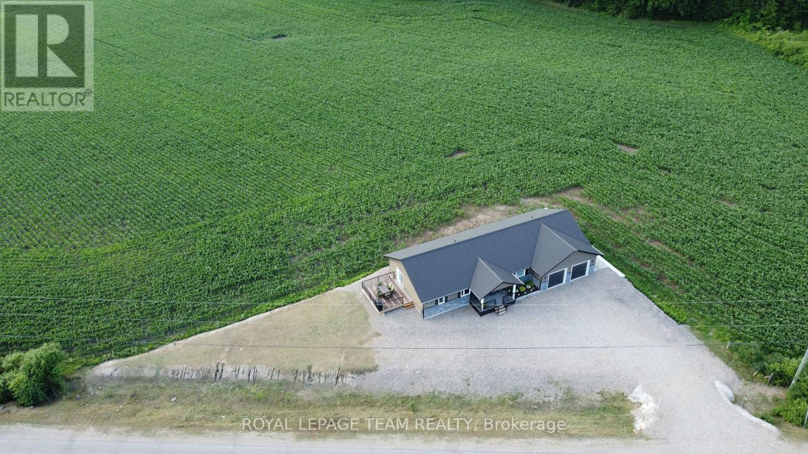 Photo 10 of 1016 Castleford Road, Horton ON