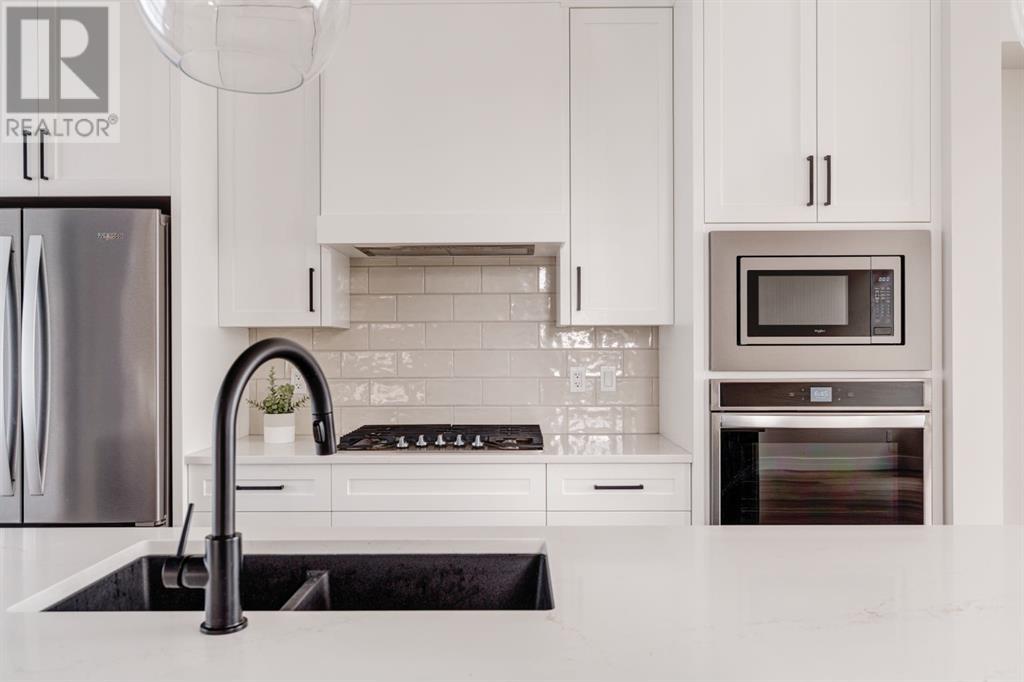 Single Family House for Sale in  Discovery Drive SW Discovery Ridge Calgary 