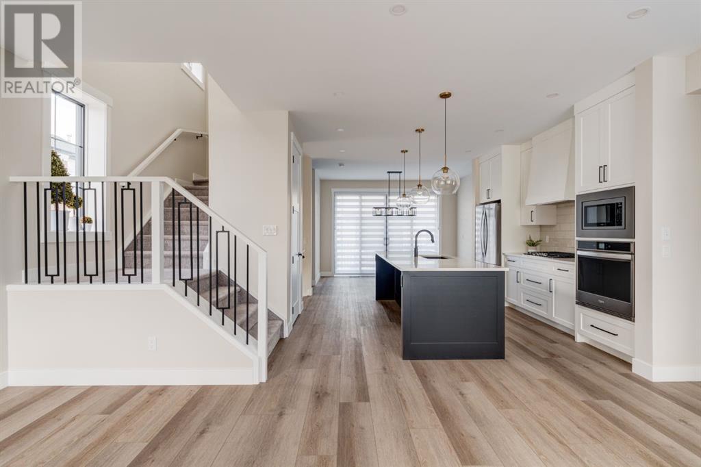 Single Family House for Sale in  Discovery Drive SW Discovery Ridge Calgary 