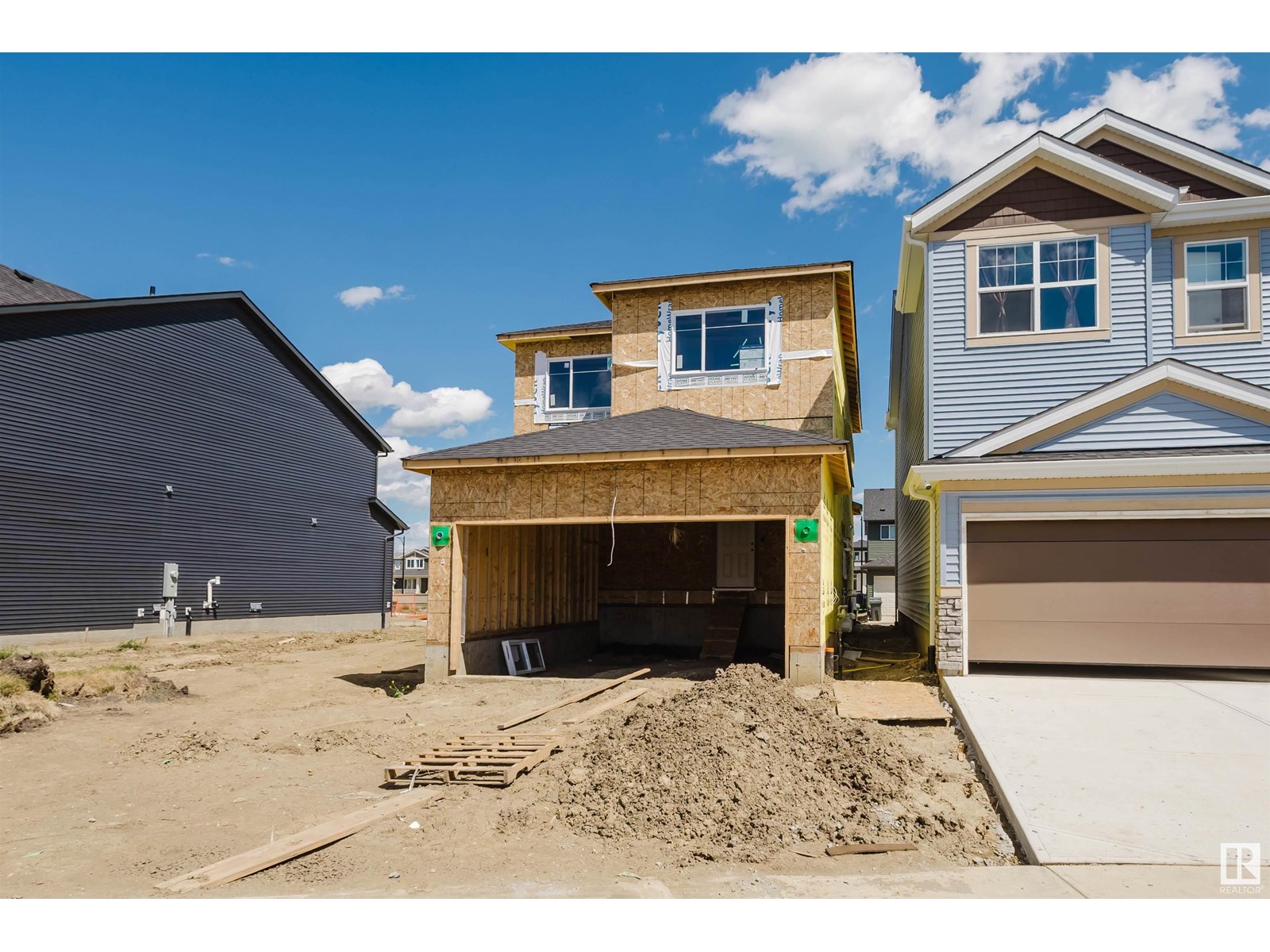 Photo 41 of 5107 71 St, Beaumont AB