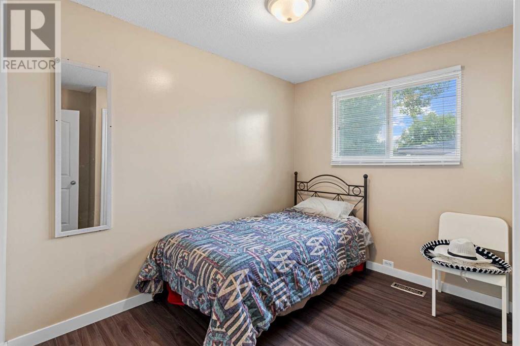 Single Family House Bi-level for Sale in  A Avenue SE Dover Calgary 