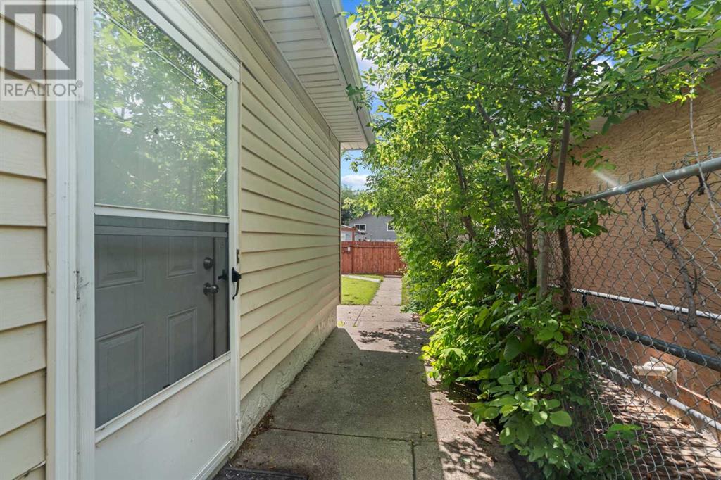 Single Family House Bi-level for Sale in  A Avenue SE Dover Calgary 