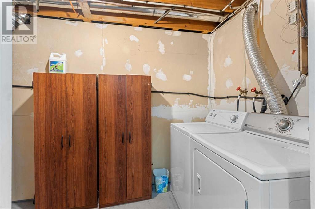 Single Family House Bi-level for Sale in  A Avenue SE Dover Calgary 