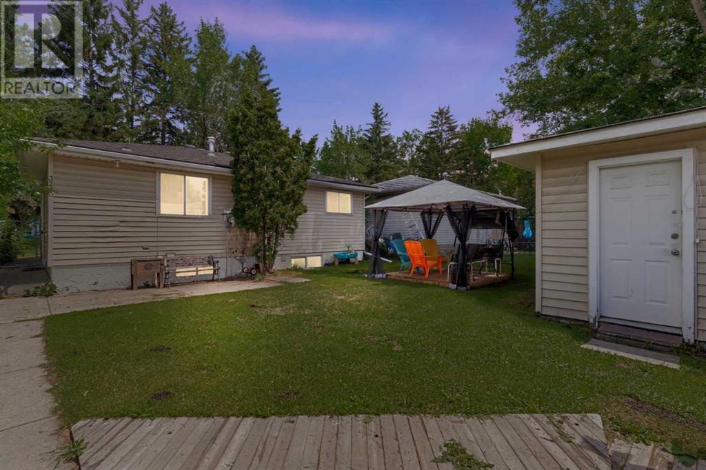Single Family House Bi-level for Sale in  A Avenue SE Dover Calgary 