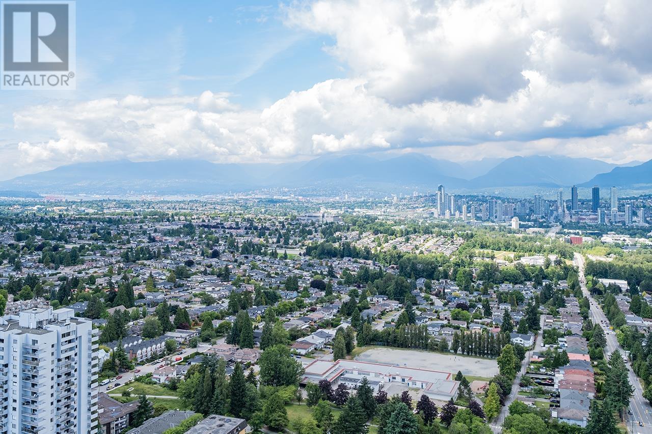 Photo 33 of 3808 4508 Hazel Street, Burnaby BC