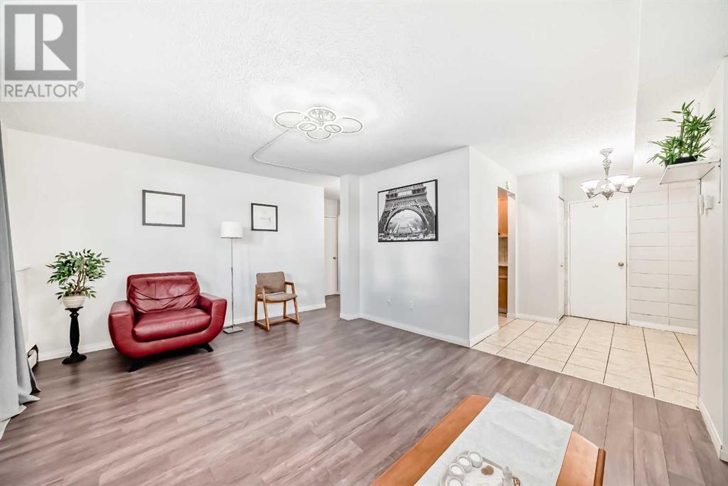 Single Family House for Sale in    Street SW Bankview Calgary 
