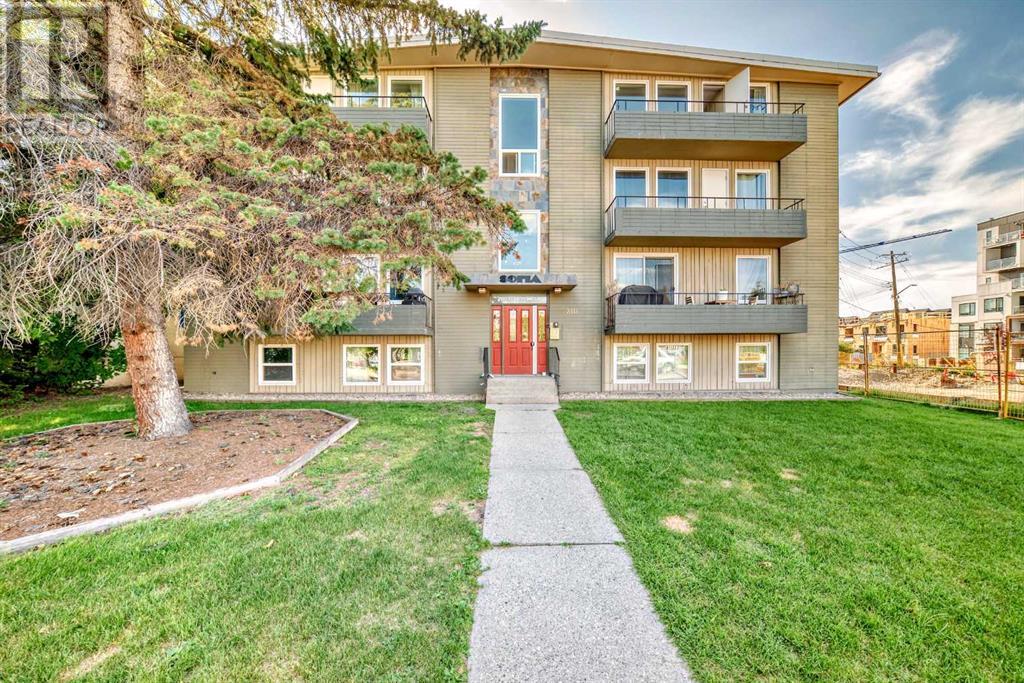 Single Family House for Sale in    Street SW Bankview Calgary 