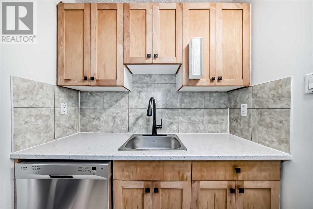 Single Family House for Sale in    Street SW Bankview Calgary 