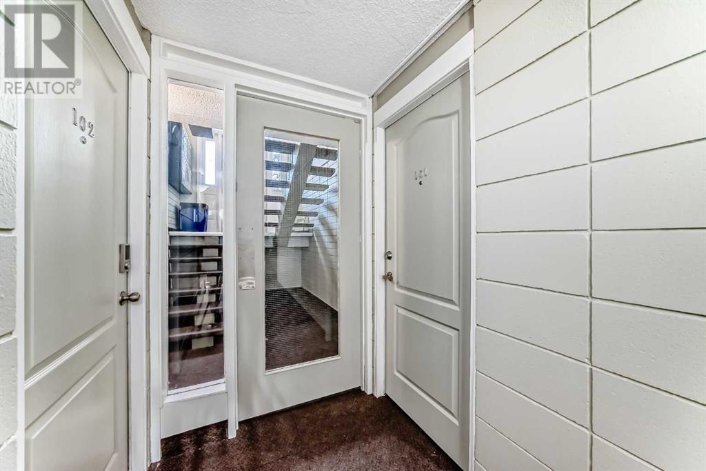 Single Family House for Sale in    Street SW Bankview Calgary 