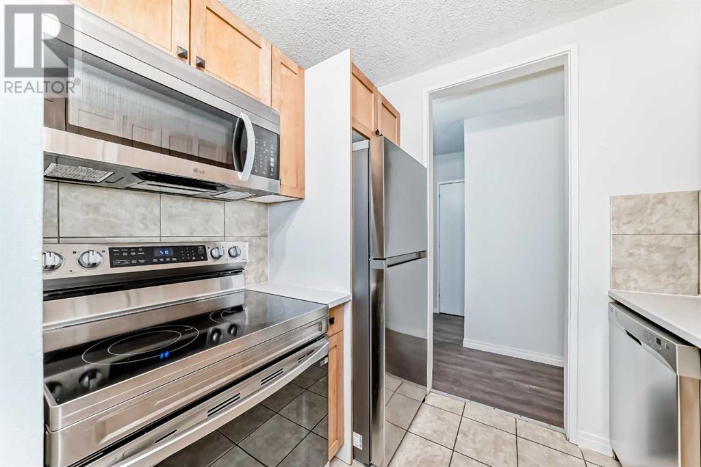 Single Family House for Sale in    Street SW Bankview Calgary 