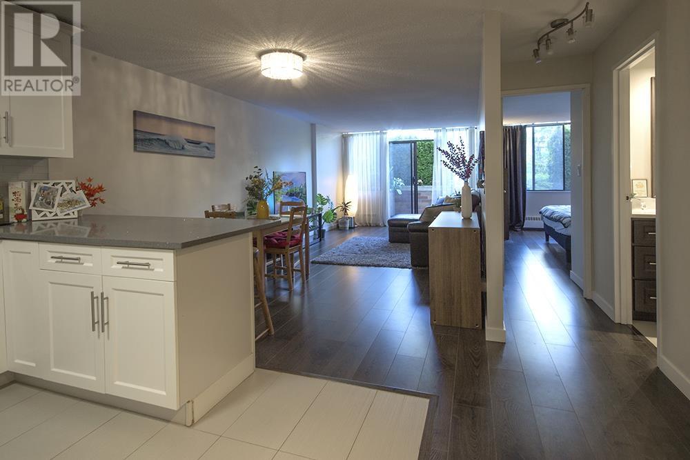 Photo 5 of 106 6651 Minoru Boulevard, Richmond BC