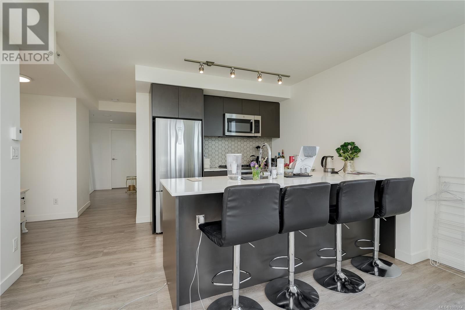 Photo 12 of 1702 845 Johnson St, Victoria BC