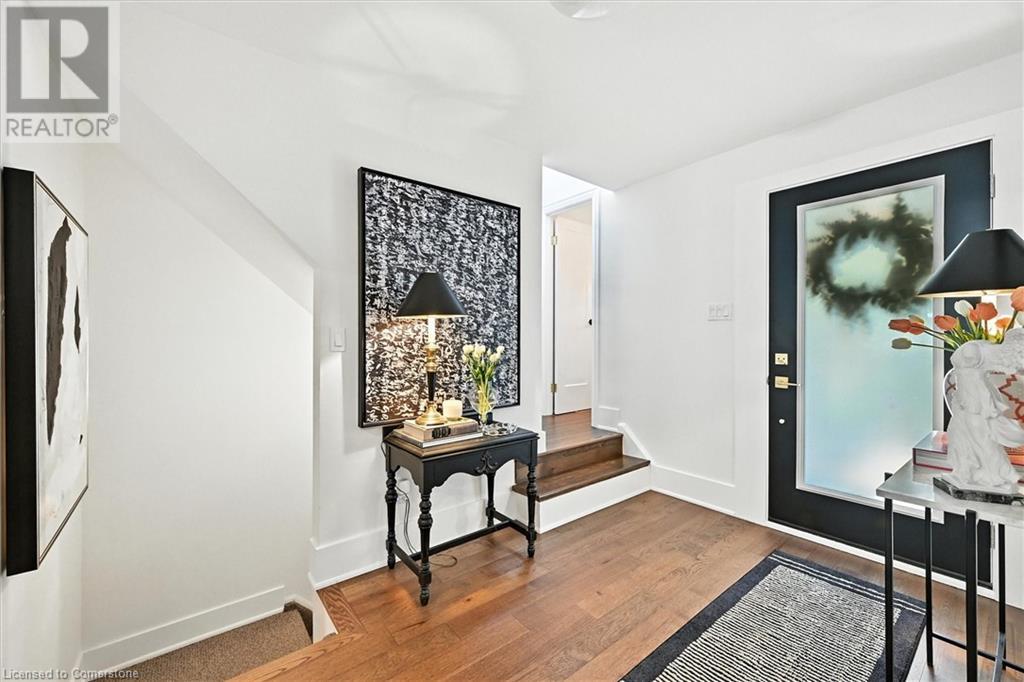 Photo 17 of 445 Woodview Road Unit 3, Burlington ON