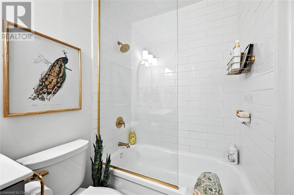 Photo 30 of 445 Woodview Road Unit 3, Burlington ON