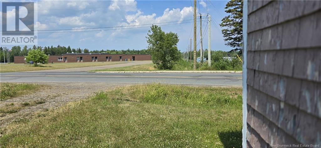 Photo 10 of 620 Rue De Leglise, Tracadie NB