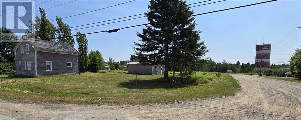 Photo 5 of 620 Rue De Leglise, Tracadie NB
