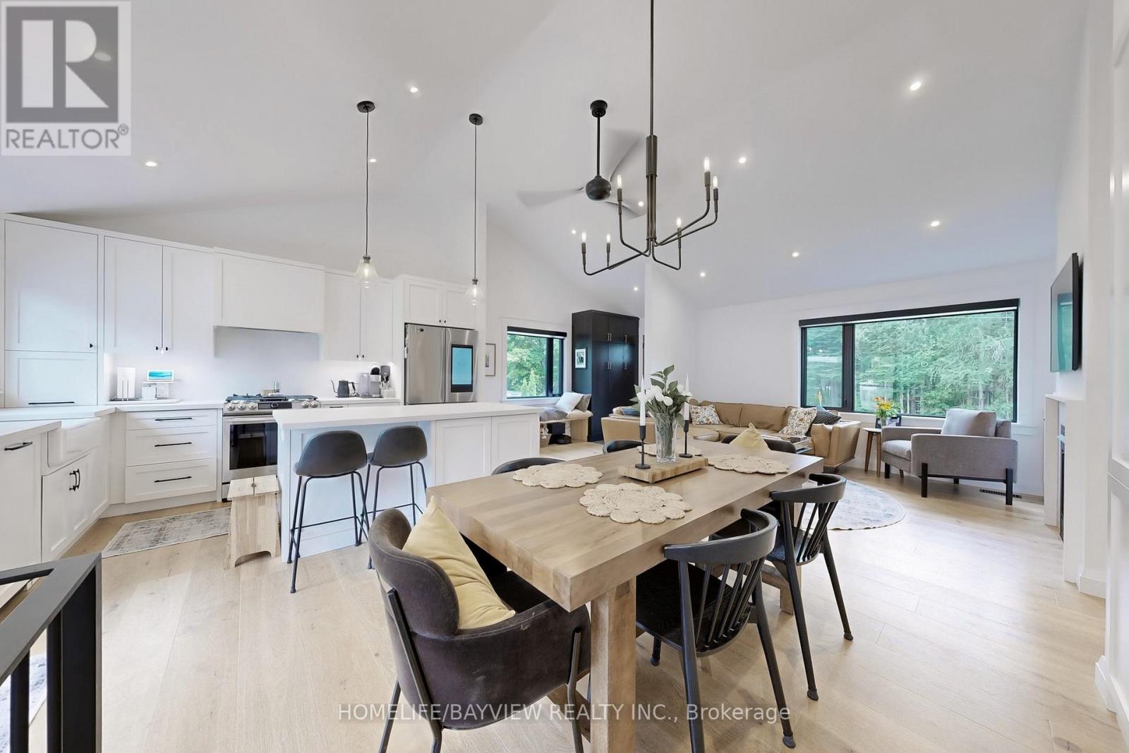 Photo 40 of 1371 Gill Road, Springwater ON