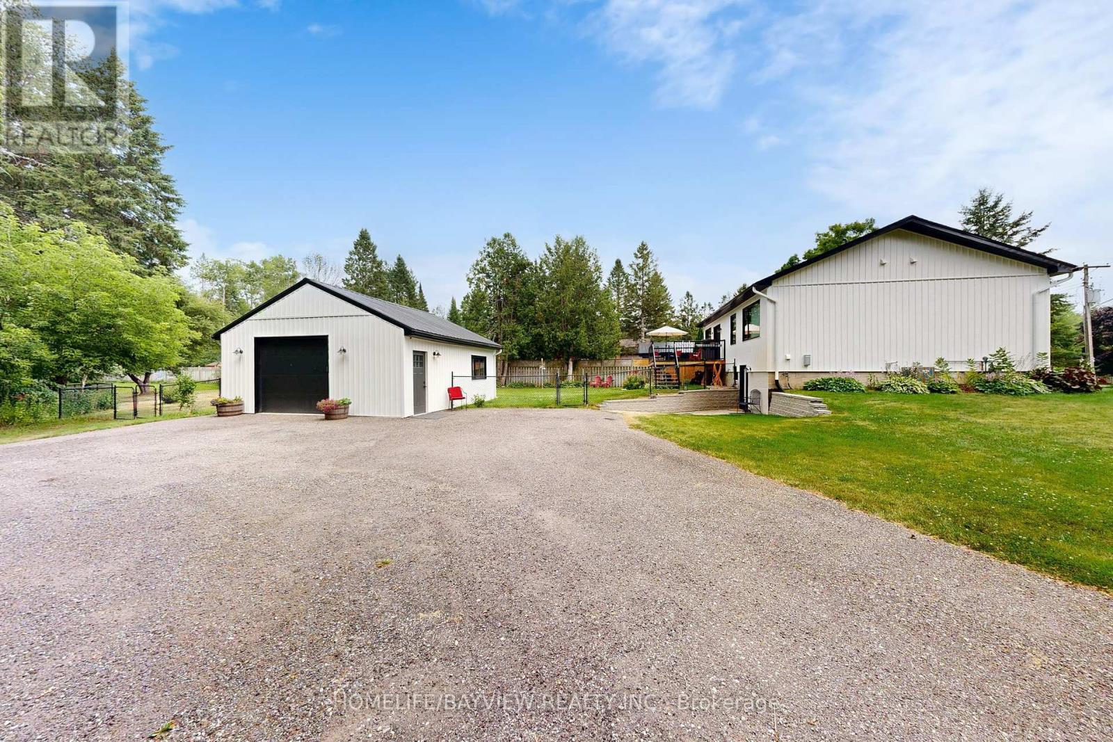 Photo 36 of 1371 Gill Road, Springwater ON