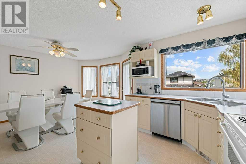 Single Family House for Sale in  Hidden Spring Close NW Hidden Valley Calgary 