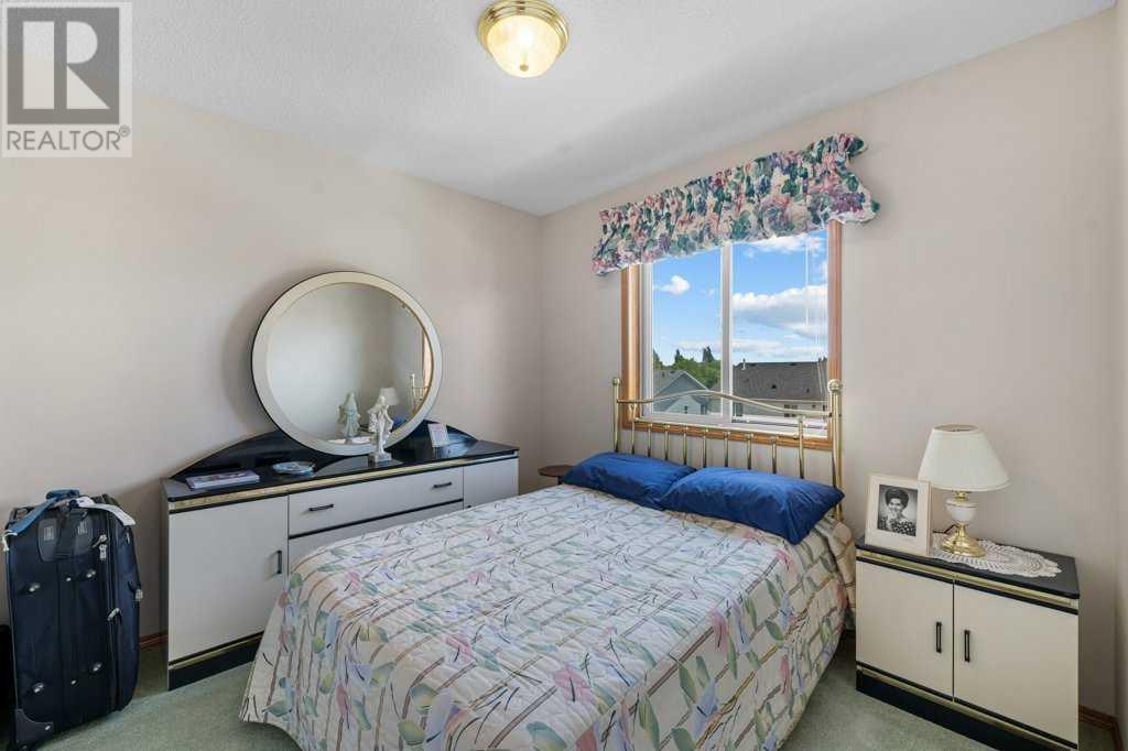 Single Family House for Sale in  Hidden Spring Close NW Hidden Valley Calgary 