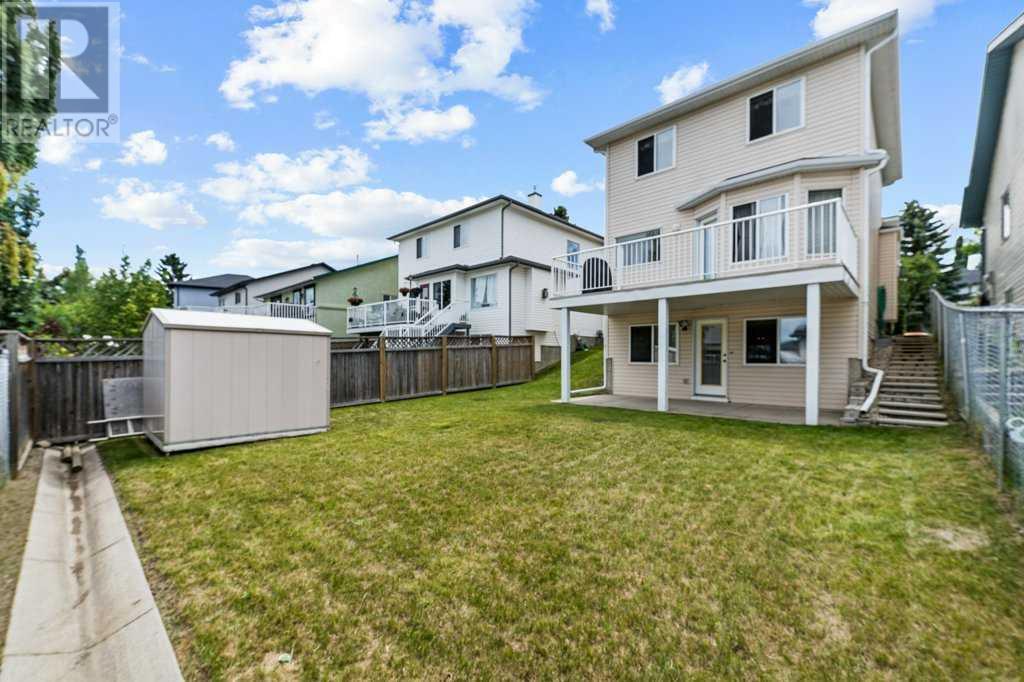 Single Family House for Sale in  Hidden Spring Close NW Hidden Valley Calgary 