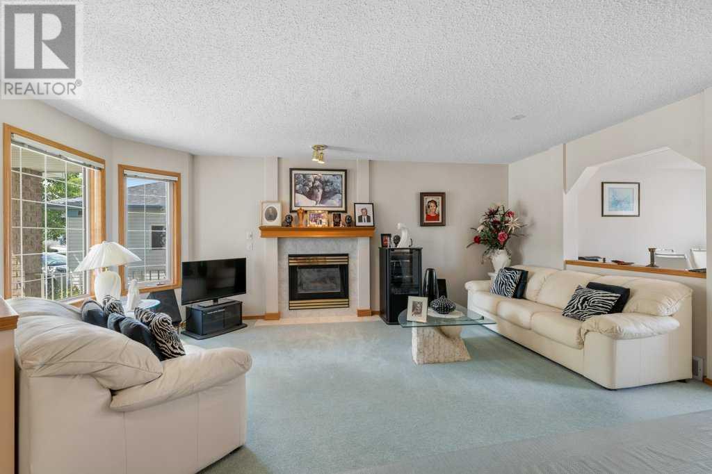 Single Family House for Sale in  Hidden Spring Close NW Hidden Valley Calgary 
