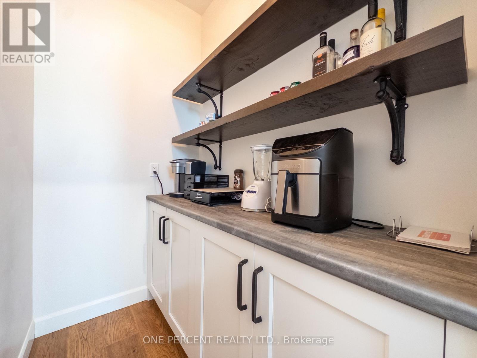 Photo 11 of 62 Craig Street, Belleville ON