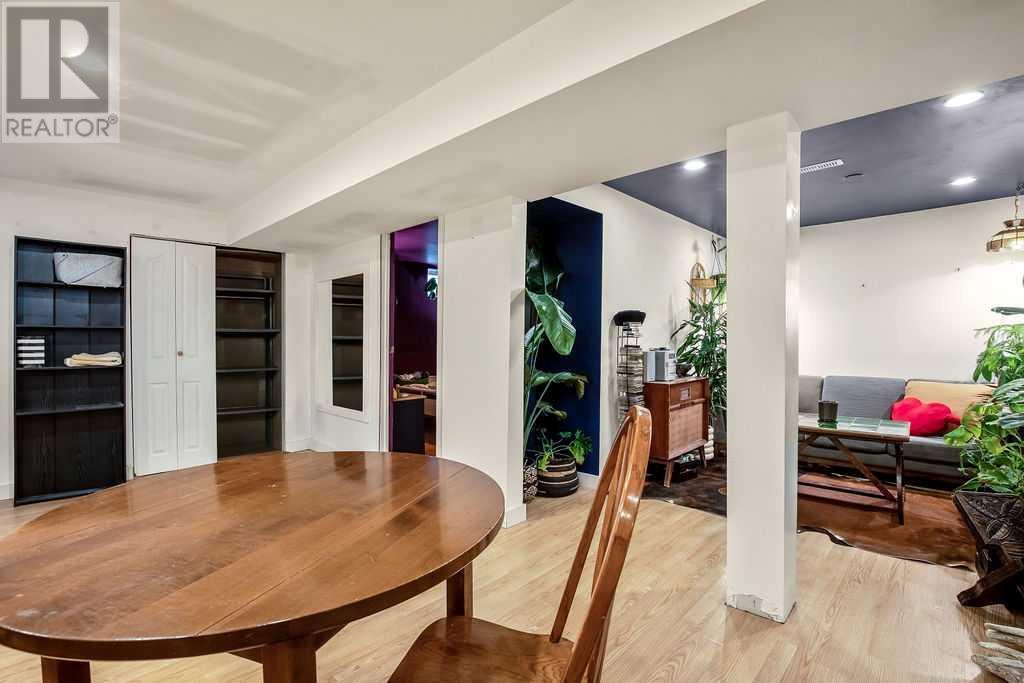 Single Family House Bungalow for Sale in  Castleglen Crescent NE Castleridge Calgary 
