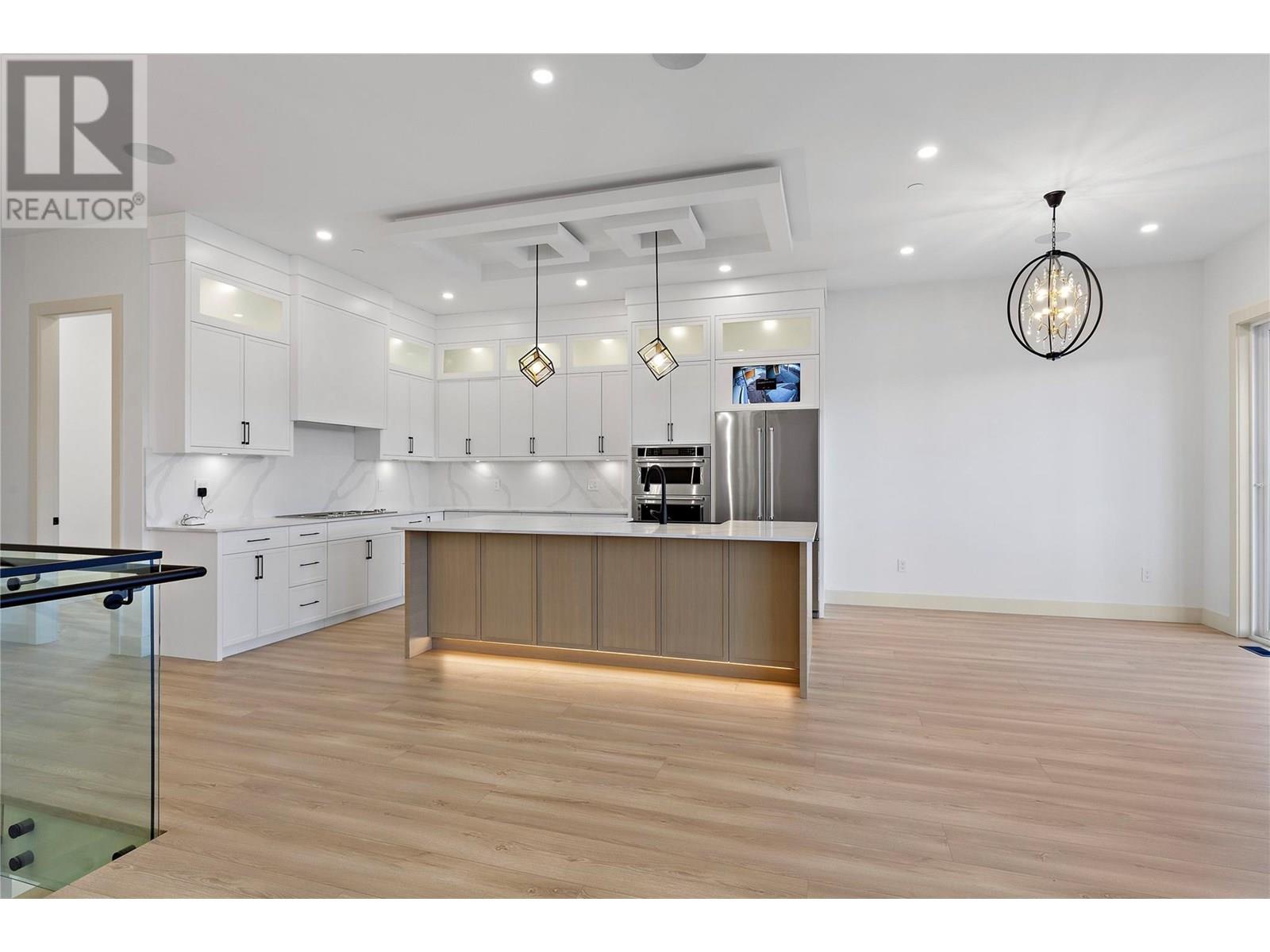 Photo 5 of 8932 Tavistock Road, Vernon BC