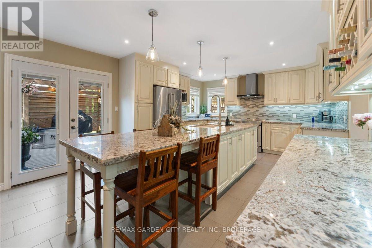 Photo 49 of 3246 Cedar Avenue, Fort Erie ON