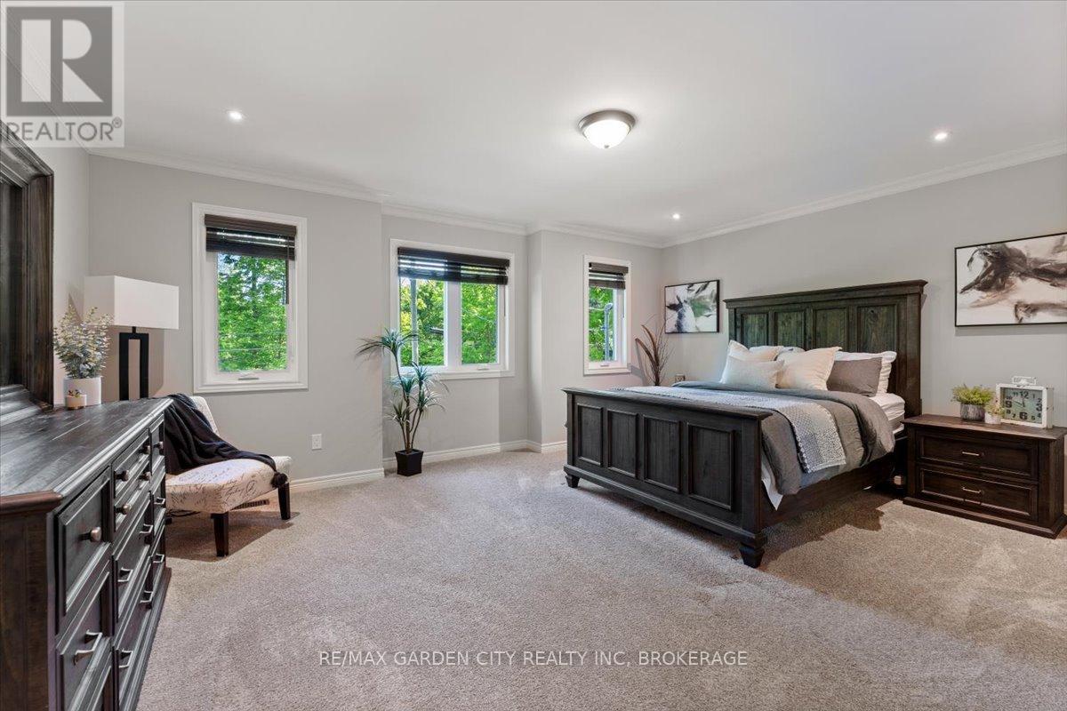Photo 10 of 3246 Cedar Avenue, Fort Erie ON