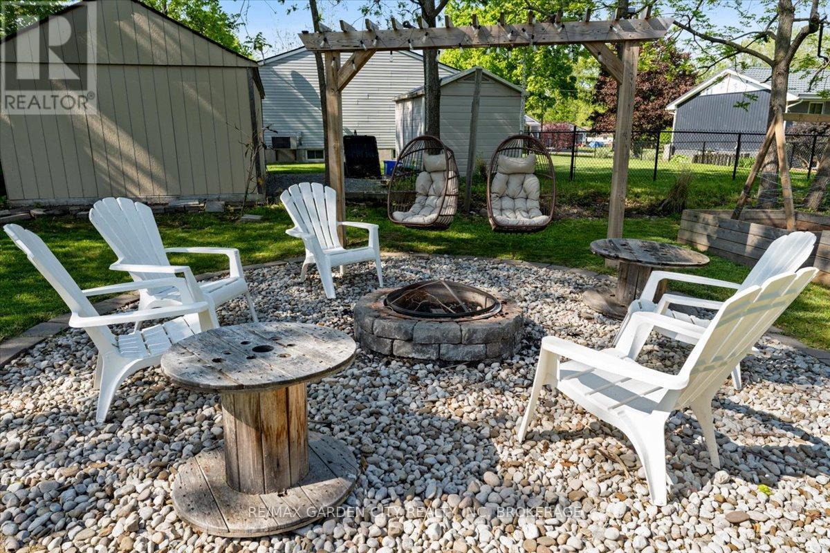 Photo 33 of 3246 Cedar Avenue, Fort Erie ON