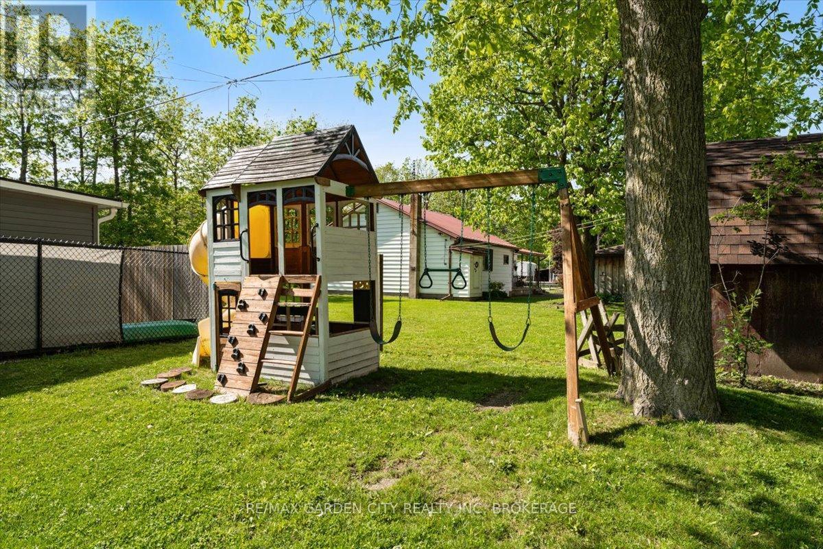 Photo 27 of 3246 Cedar Avenue, Fort Erie ON