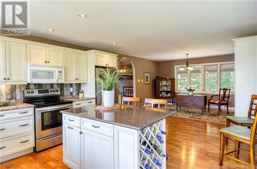 Photo 21 of 37 Maliseet Drive, Rothesay NB