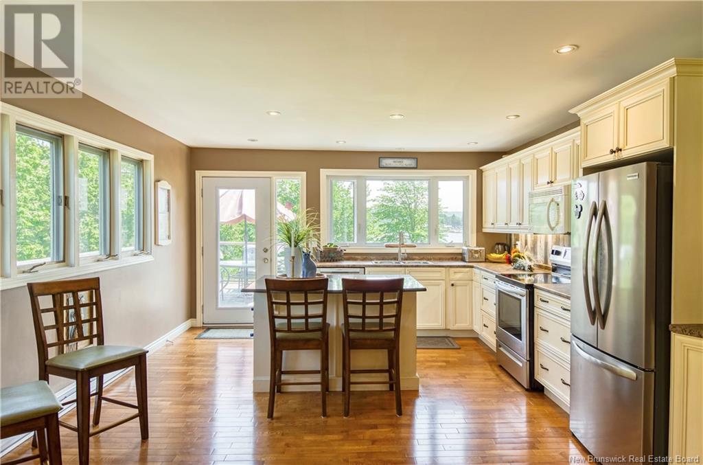 Photo 22 of 37 Maliseet Drive, Rothesay NB