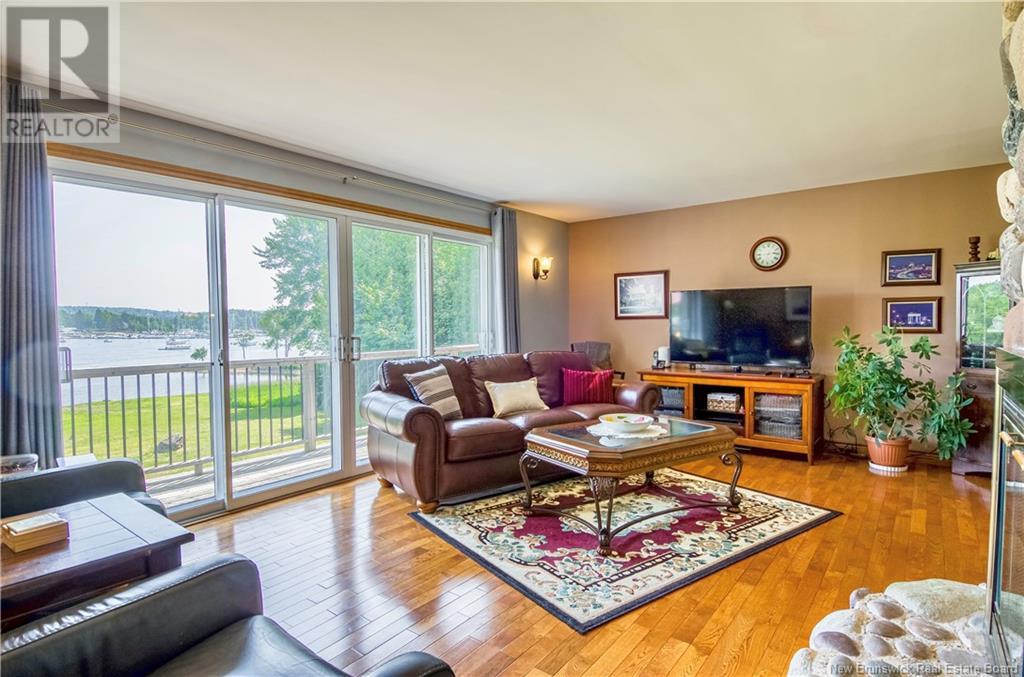 Photo 29 of 37 Maliseet Drive, Rothesay NB