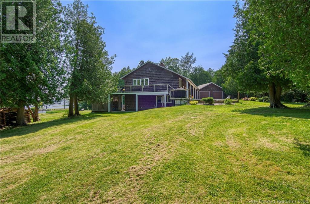 Photo 9 of 37 Maliseet Drive, Rothesay NB