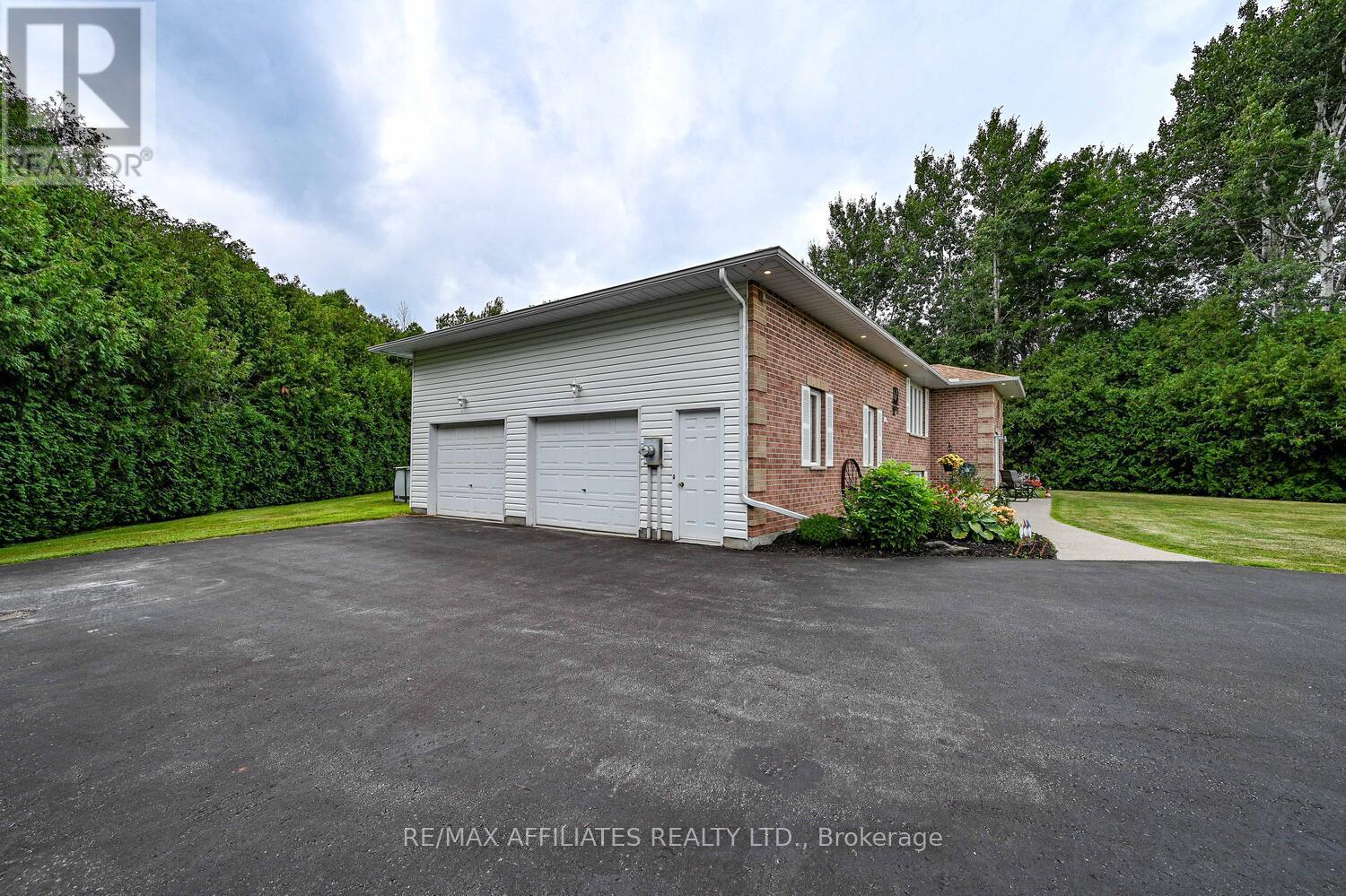 Photo 41 of 14 South Point Drive, Rideau Lakes ON