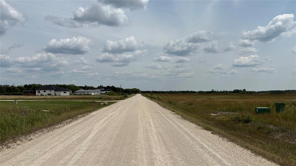 Photo 7 of 24 Rocky Ridge Road, Woodlands MB
