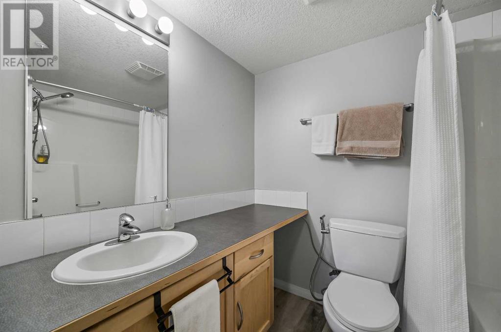 Single Family House for Sale in    Street NE Beddington Heights Calgary 