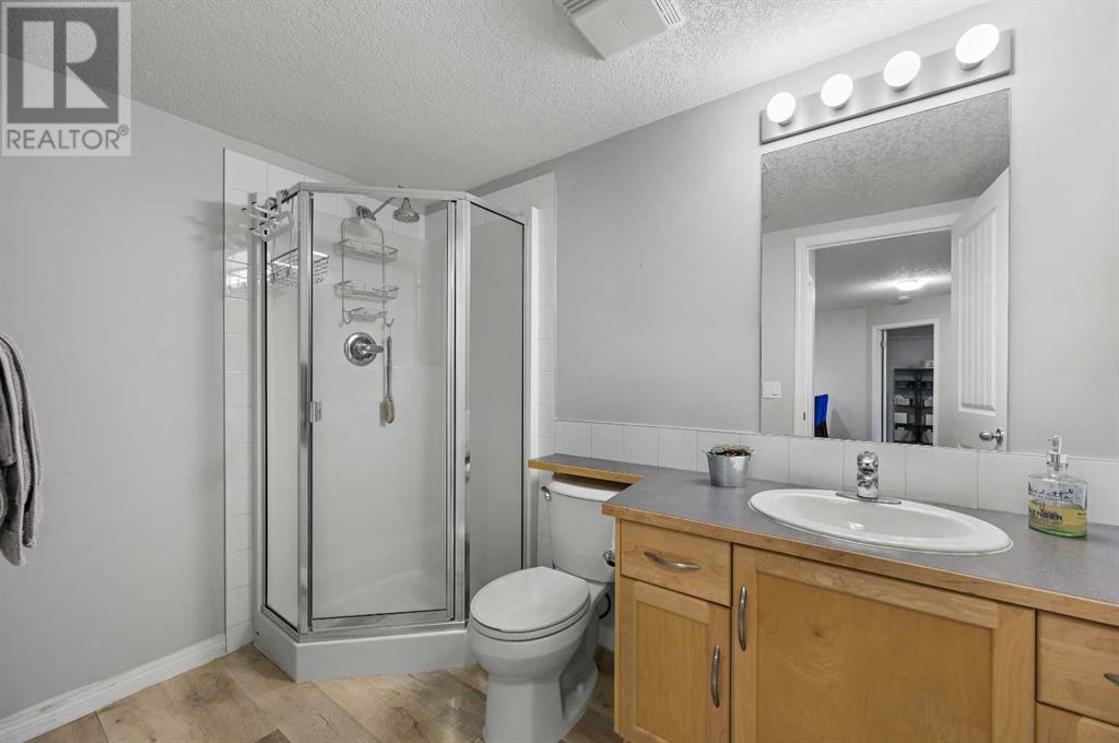 Single Family House for Sale in    Street NE Beddington Heights Calgary 