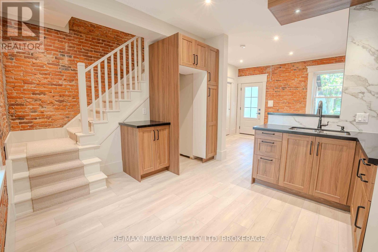 Photo 38 of 6 Almond Street, St Catharines ON