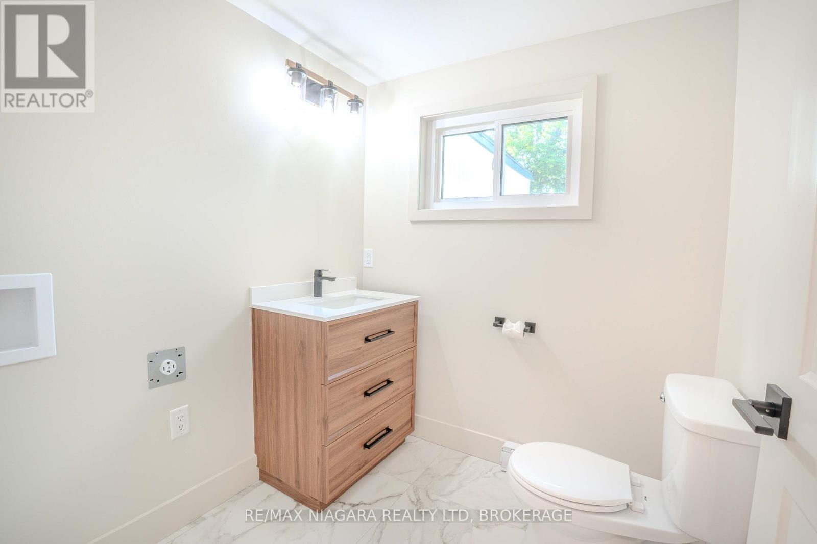 Photo 17 of 6 Almond Street, St Catharines ON