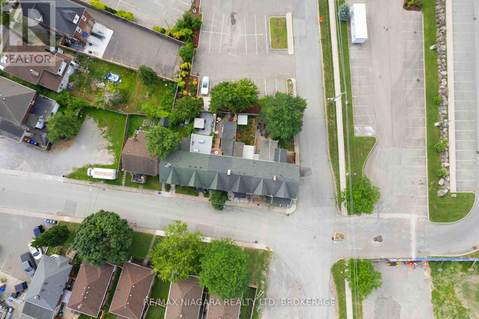 Photo 41 of 6 Almond Street, St Catharines ON