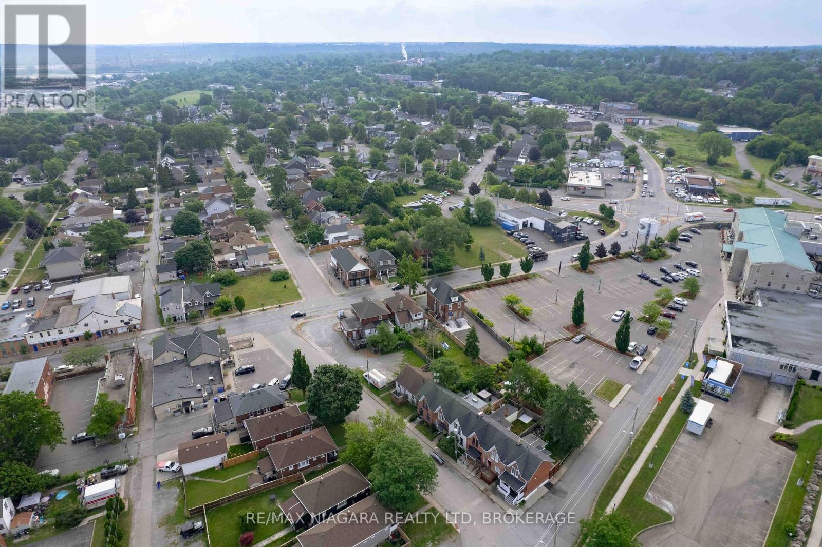 Photo 42 of 6 Almond Street, St Catharines ON