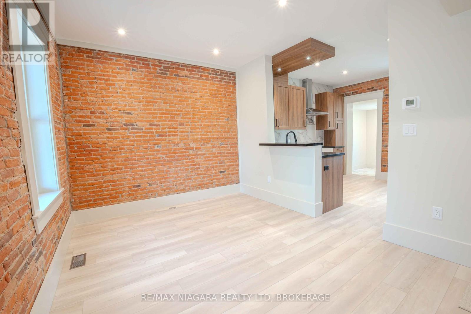 Photo 37 of 6 Almond Street, St Catharines ON