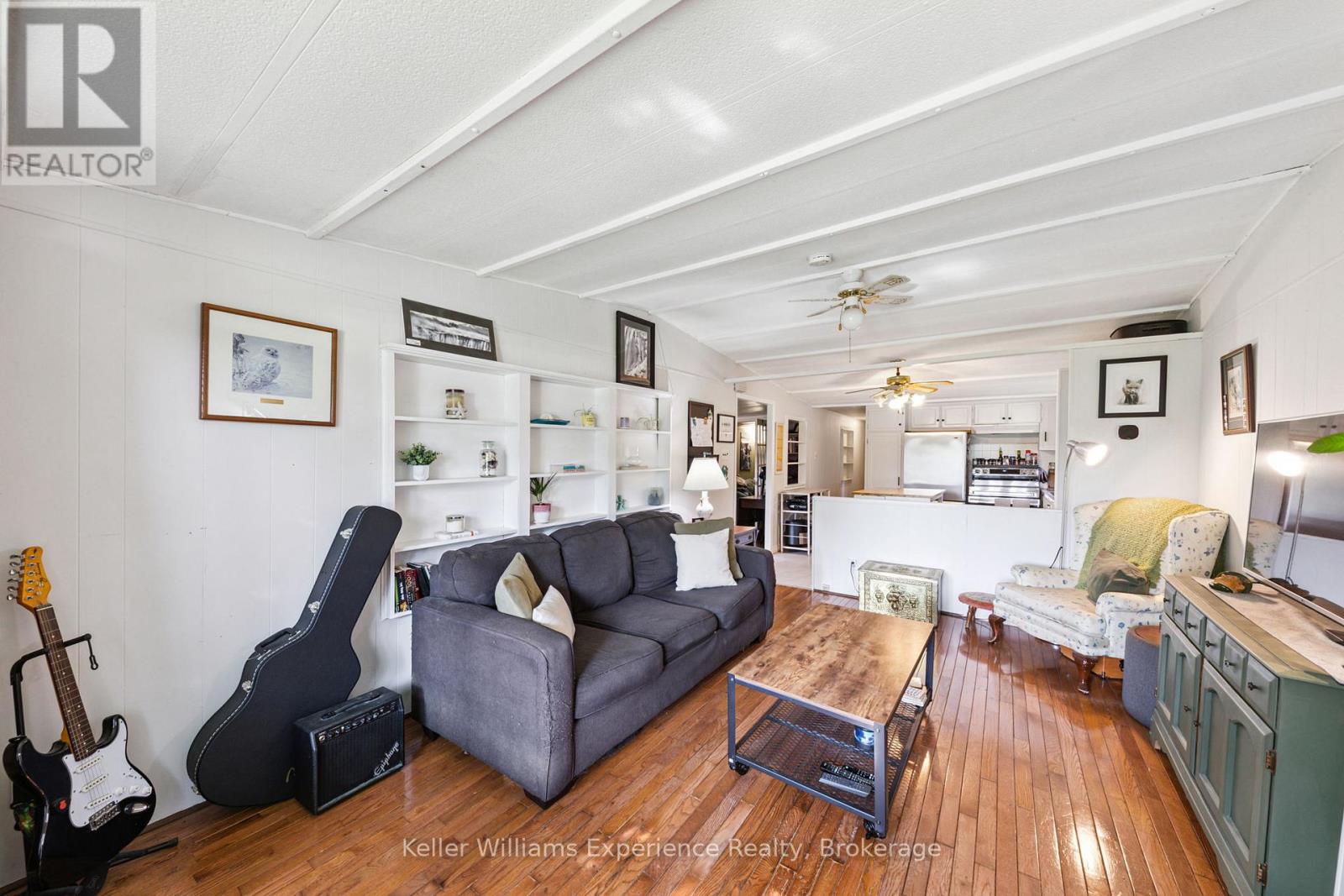 Photo 17 of 30 Berts Road, Midland ON